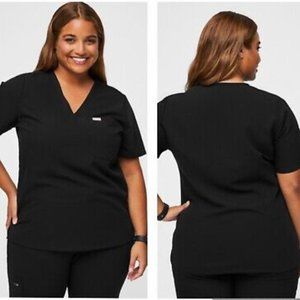 Figs SET Women's Catarina XL top and XL pants (not the joggers)